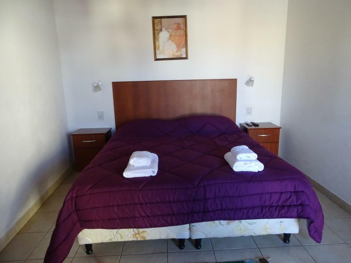 Casa Cactus Cafayate Hotel Ngoại thất bức ảnh