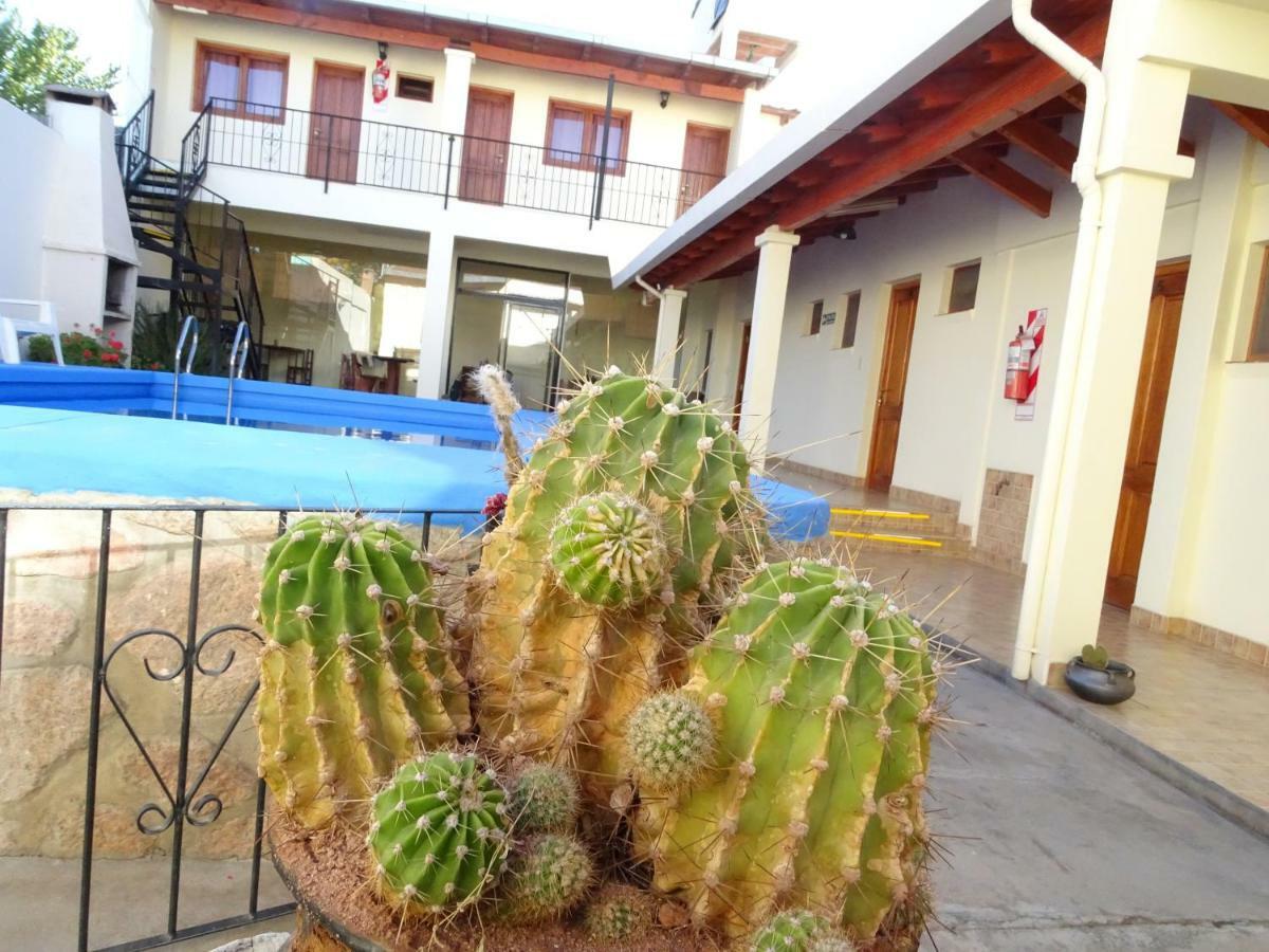 Casa Cactus Cafayate Hotel Ngoại thất bức ảnh