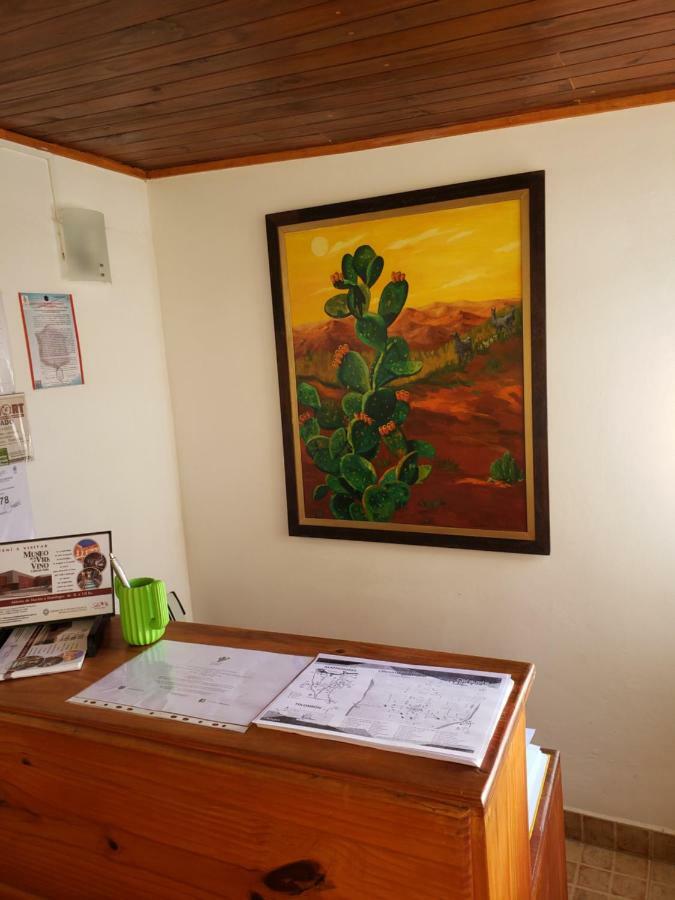 Casa Cactus Cafayate Hotel Ngoại thất bức ảnh