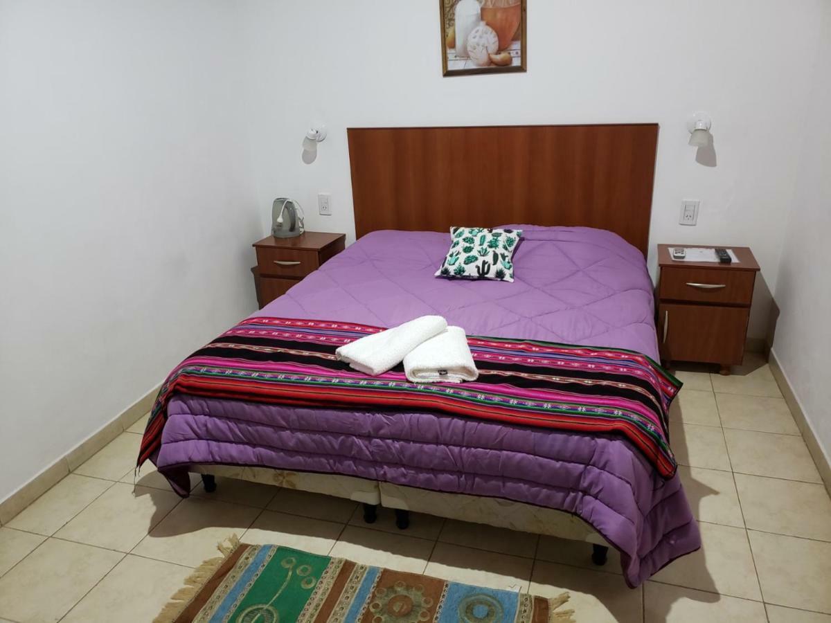 Casa Cactus Cafayate Hotel Ngoại thất bức ảnh